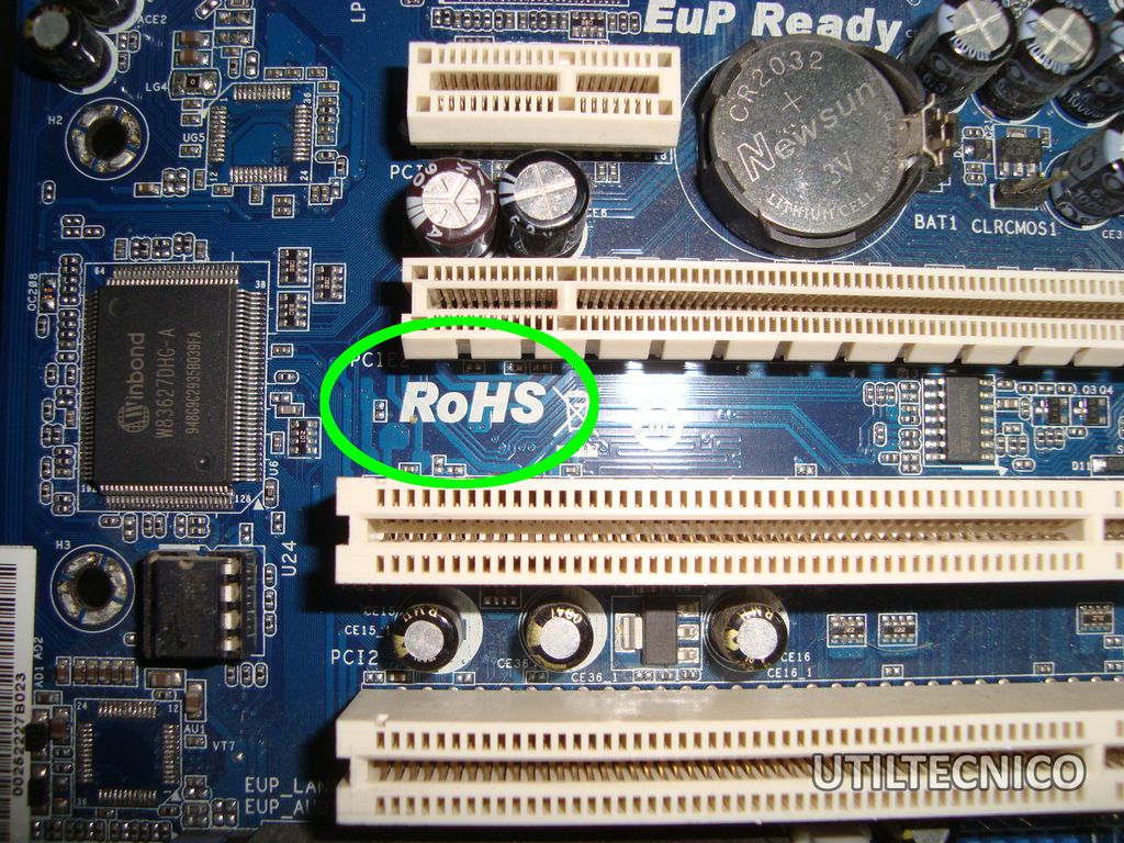 La directiva RoHS en una motherboard