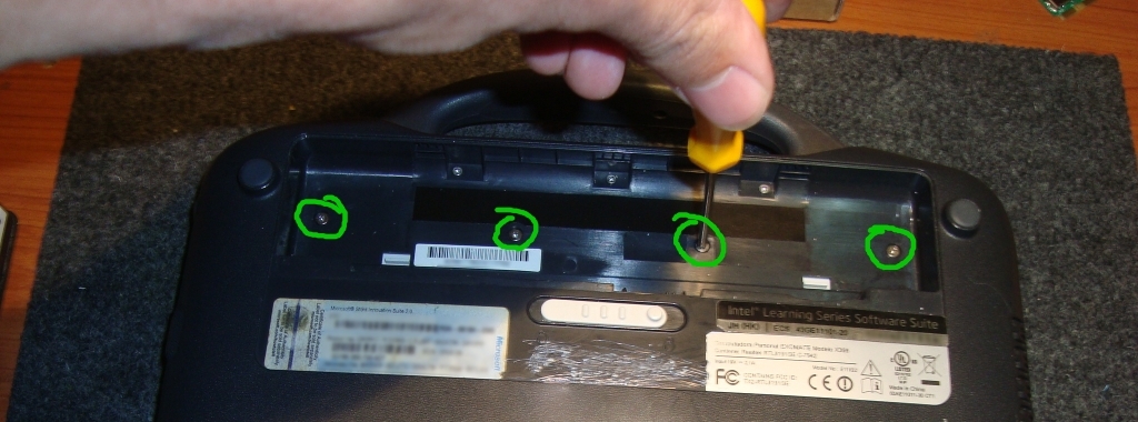 Cambio de disco a Netbook Exo X355 Cambio de disco a Netbook Exo X355