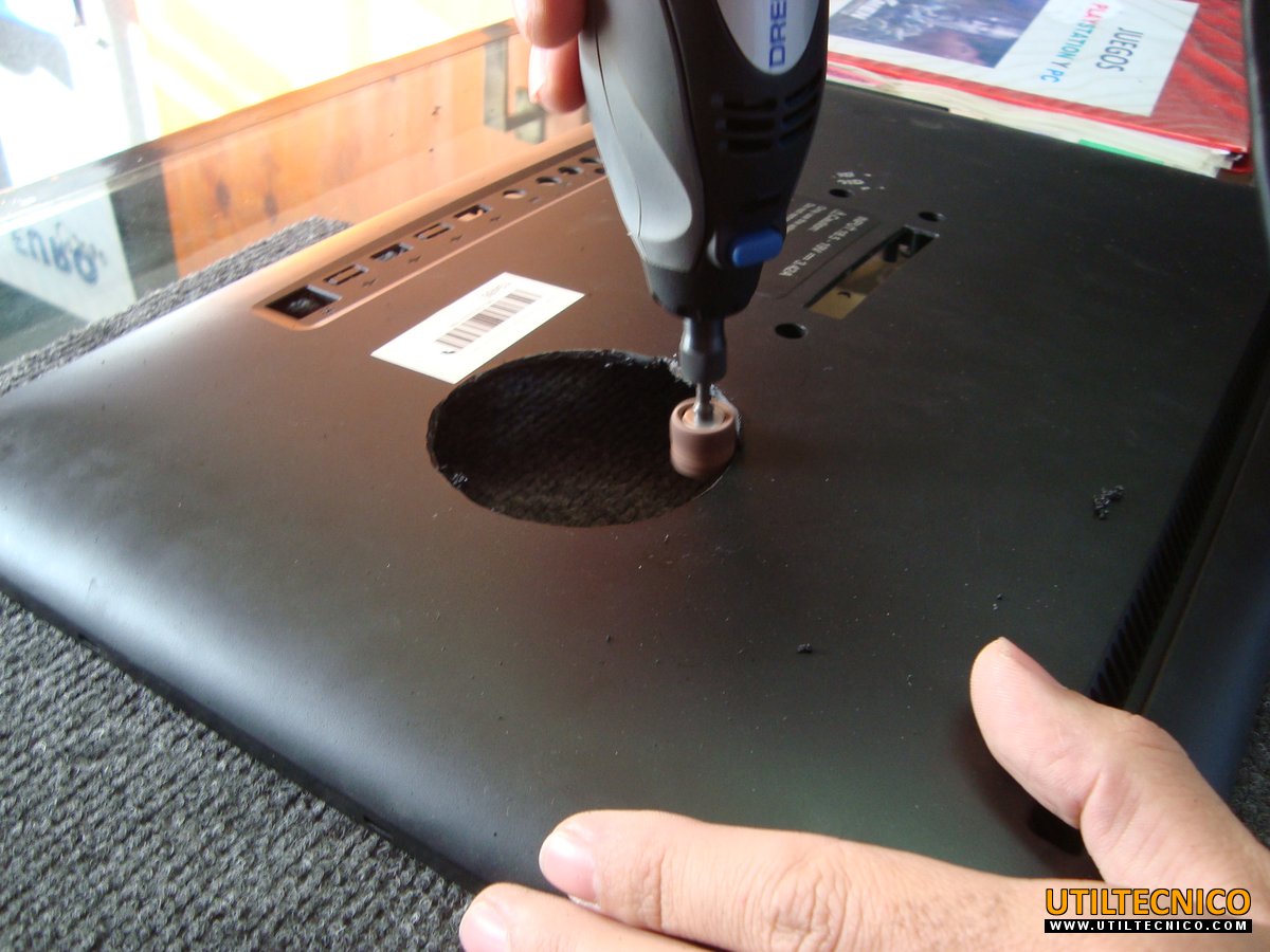 Cooler externo en computadora All In One