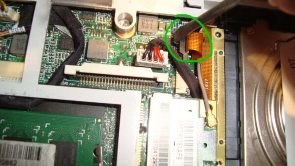 Cambio de disco a Netbook Exo X355