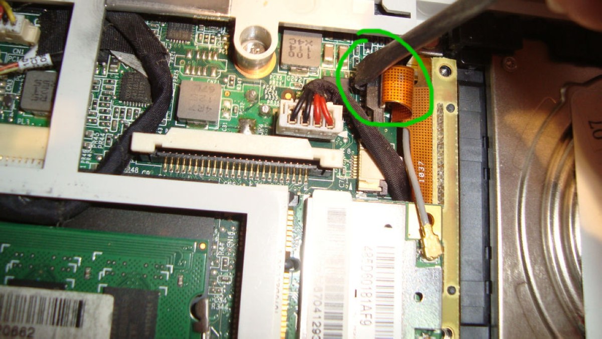 Cambio de disco a Netbook Exo X355