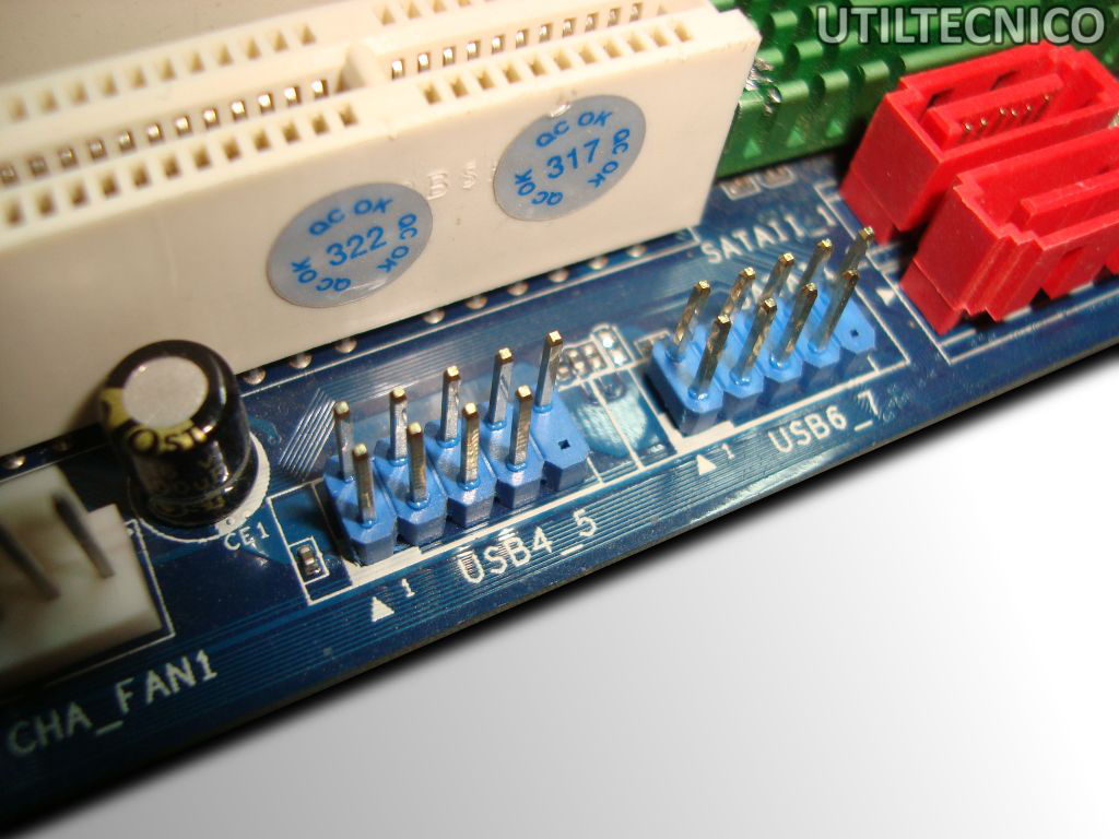 Conexiones USB en Motherboard